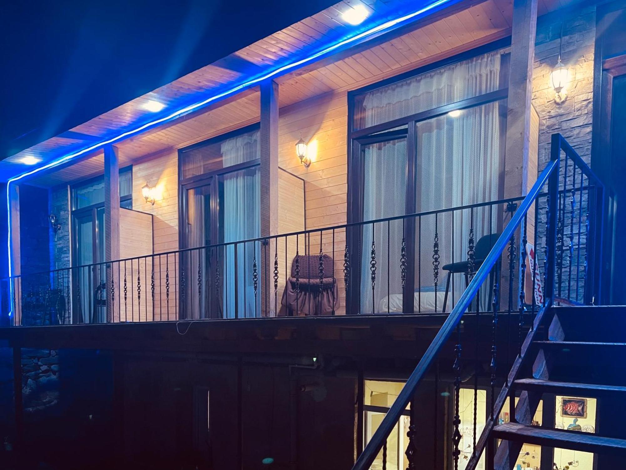 קזבגי Sunny Guesthouse מראה חיצוני תמונה