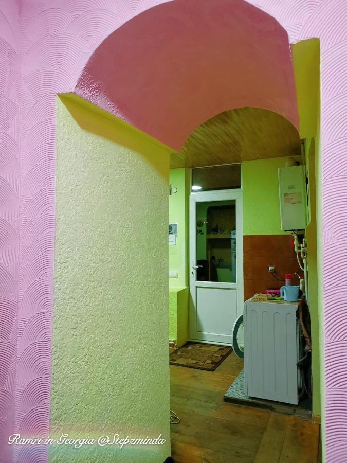 קזבגי Sunny Guesthouse מראה חיצוני תמונה